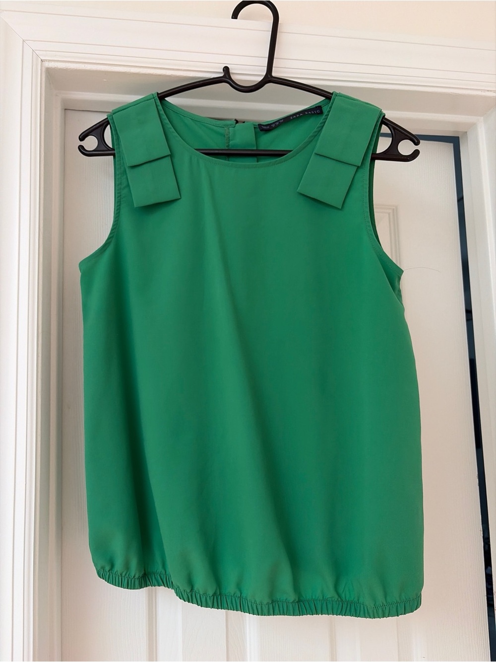 Zara Green Bow Shoulder Sleeveless Too Size M Pre Owned Excellent Condition